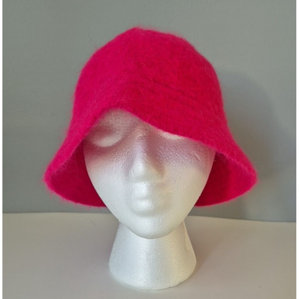 David & Young Hot Pink Soft Angora Wool Blend Bell Bucket Hat Womens One Size